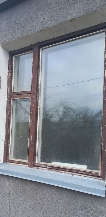 Вікна дерев'яні з рамою