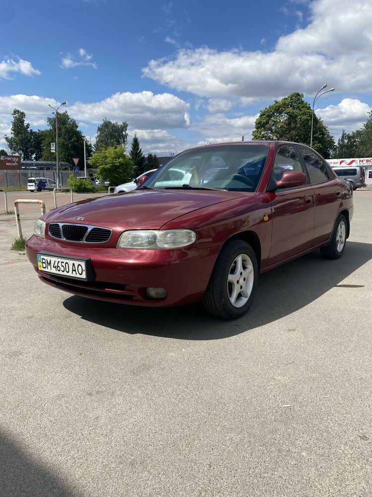 Daewoo Nubira j100 1998 рік