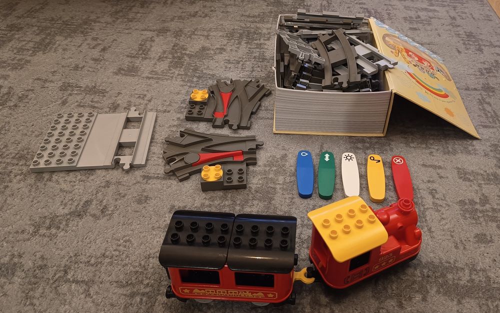 LEGO DUPLO dużo klocków i pociąg z torami! Okazyjna cena!