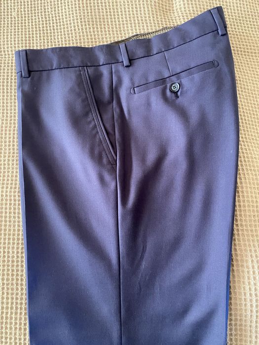 Продам мужской деловой костюм