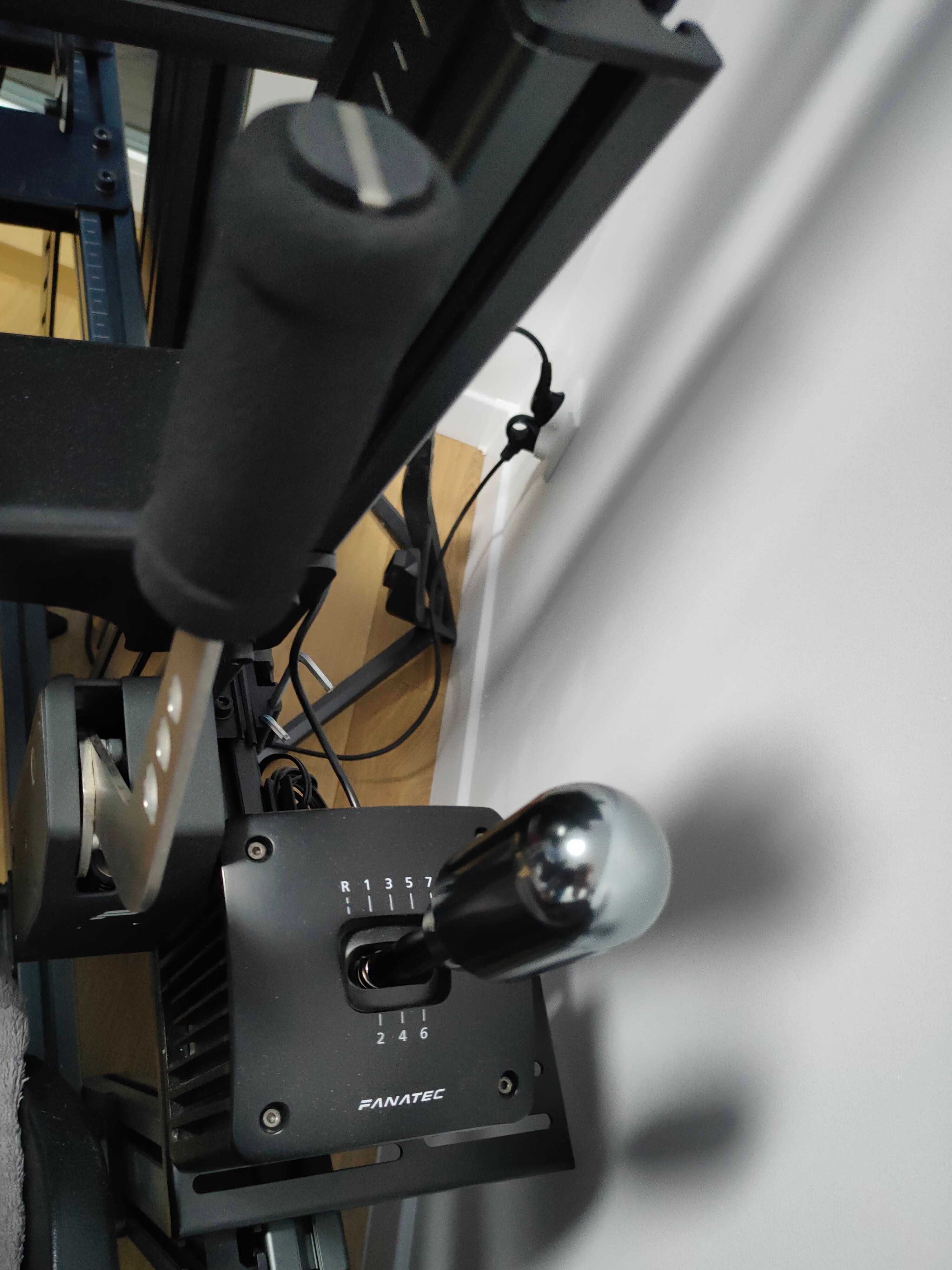 Fanatec skrzynia shifter SQ V 1.5 + hamulec ręczny handbreak V 1.5