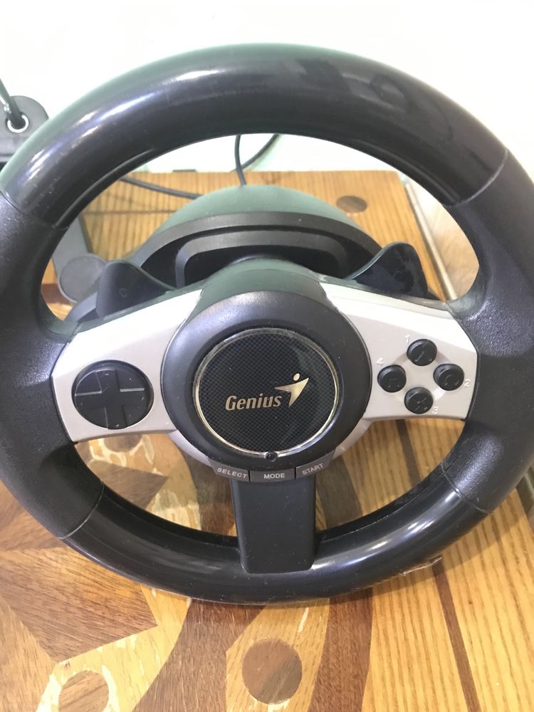 Руль GENIUS Trio Racer