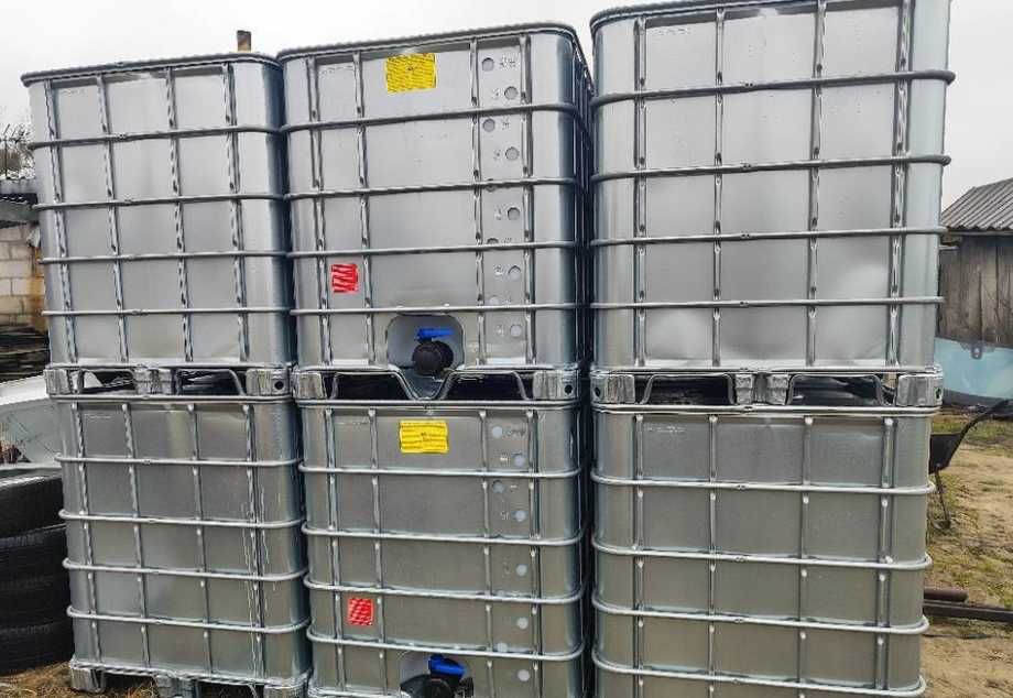 Czarny MAUZER zbiornik 1000L - dostawa