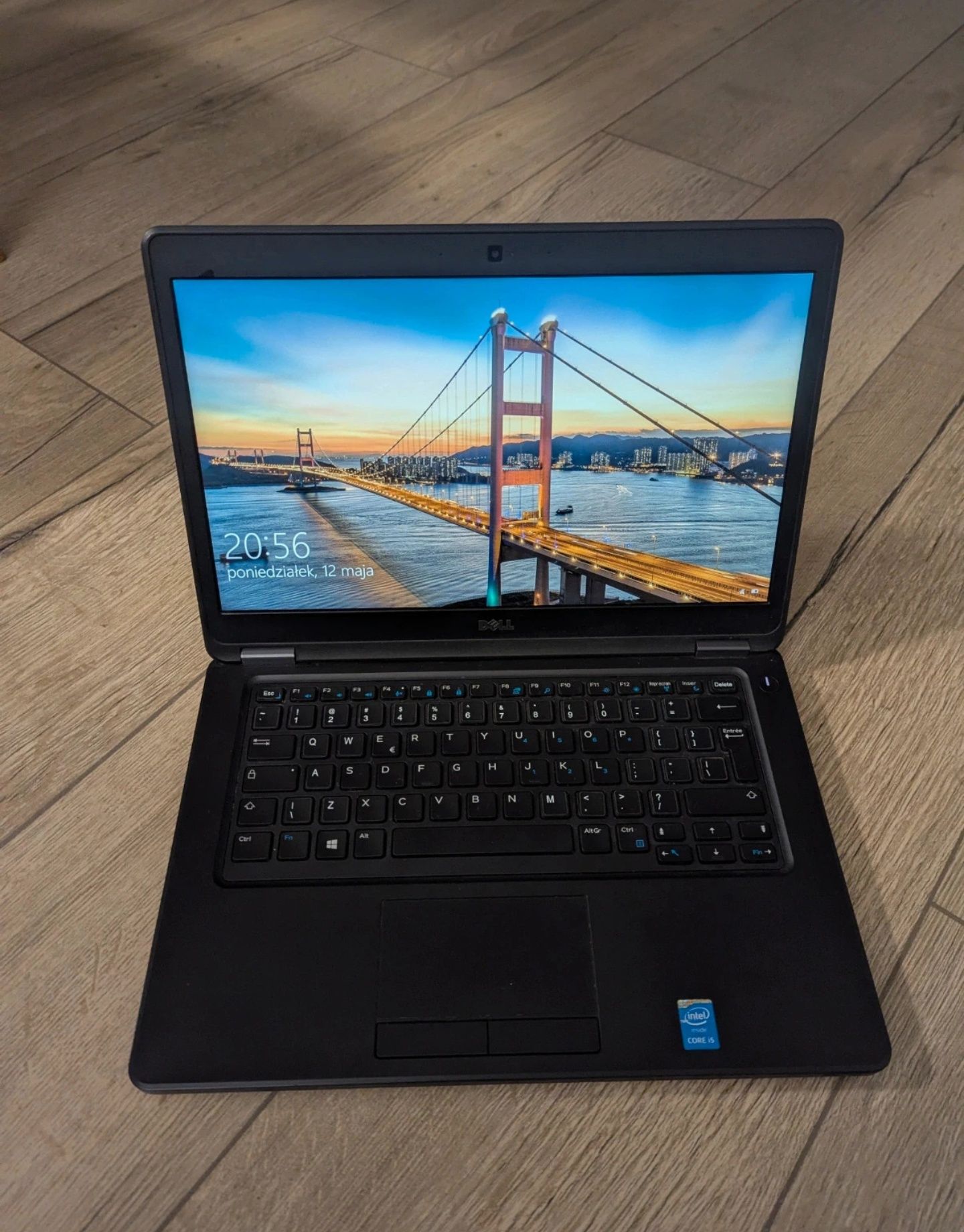 Laptop Dell latitude e5450 i5 5300u Geforce 830m Windows 10 Pro