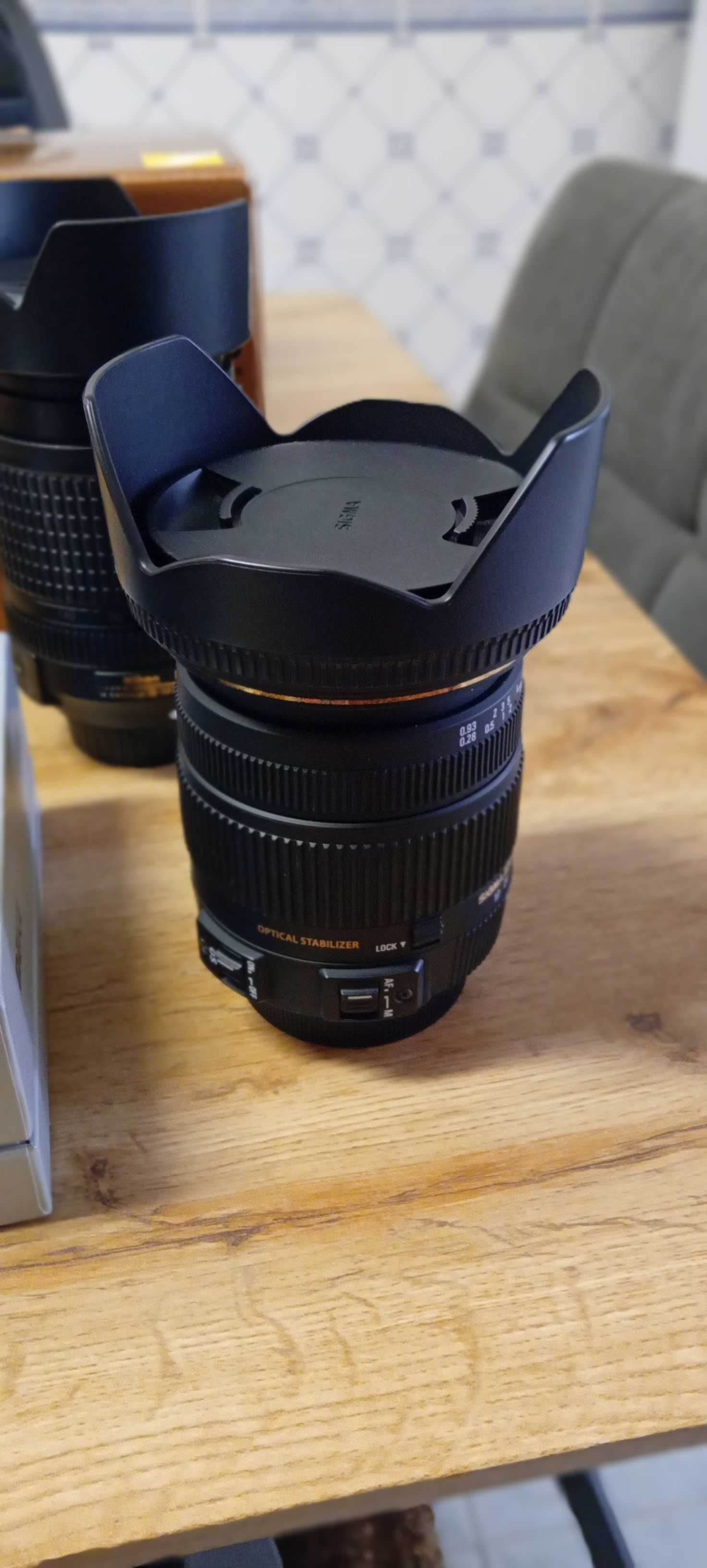 Nikon D7100 imaculada com 26.914 disparos, mais extras
