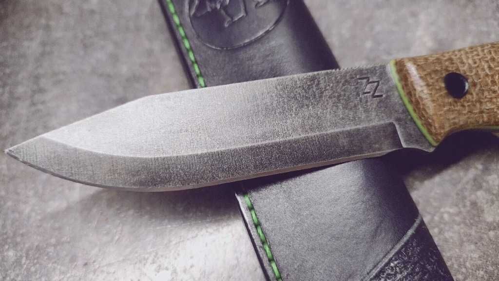 Nóż ZZ Custom, UNIVERSAL 2.0, 50HF, Glow in the dark