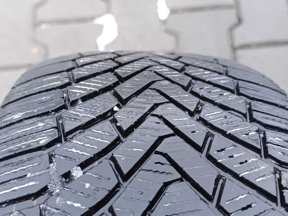 Felgi Koła 5x112 17 Opony 225/45/17 Audi Volkswagen vw zima