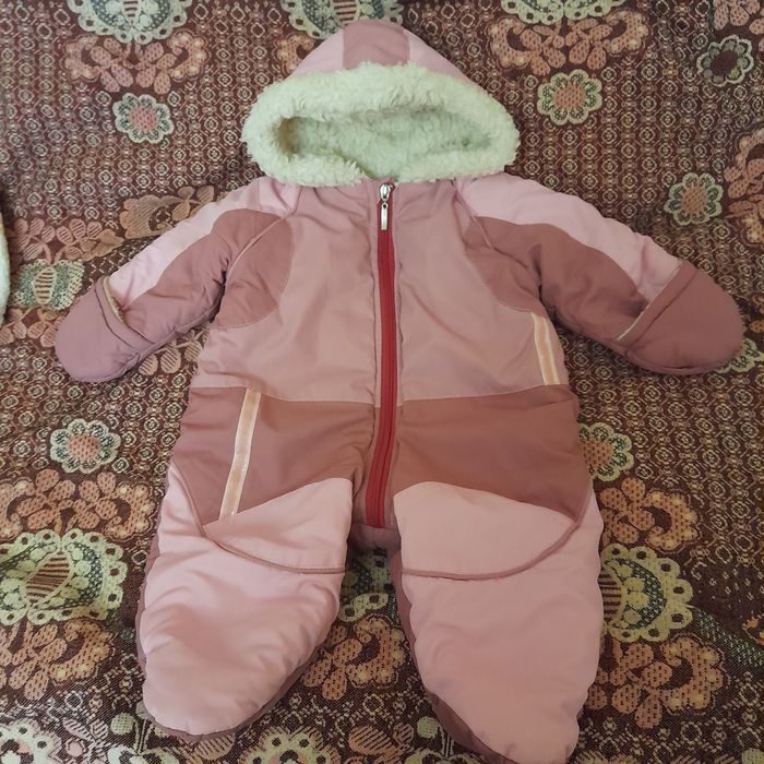 Продам  комбинезон трансформер