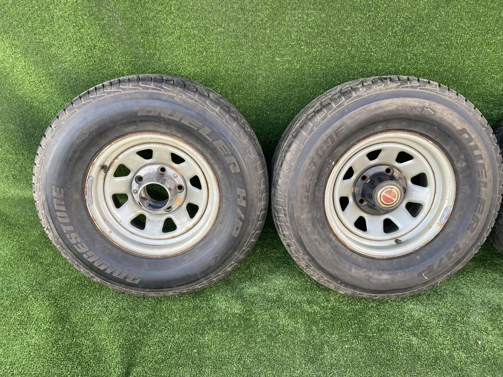 Диски металеві R15 5/139.7 Резина 265/70 R15 Bridgistone