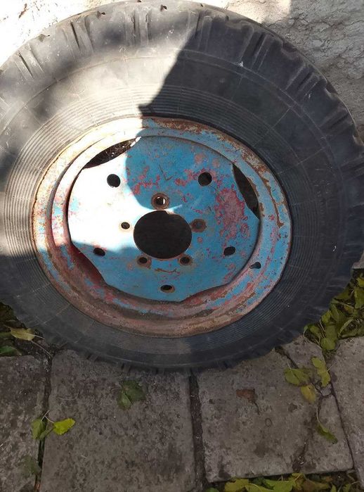 Продаю колеса ЮМЗ