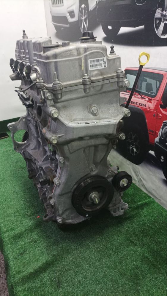 Двигун 2.4 Jeep Compass Renegade cherokee P05048356AA