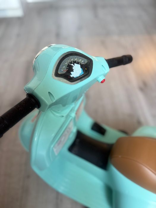 Jeździk Skuter vespa dla dziecka