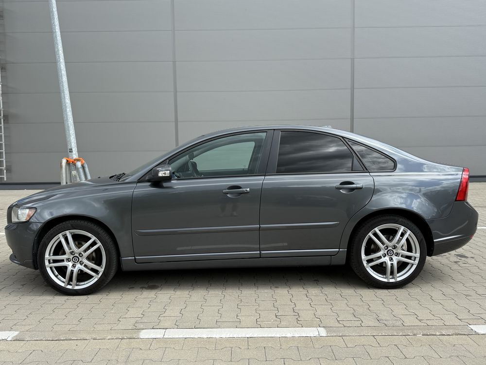 Volvo S40 2.0 145 LPG OC 09.2026