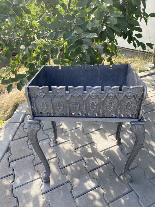 Мангал чугунный новий