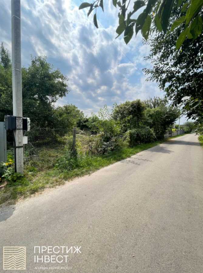 Без комісії. Продаж 8 соток земельної ділянки з світлом.