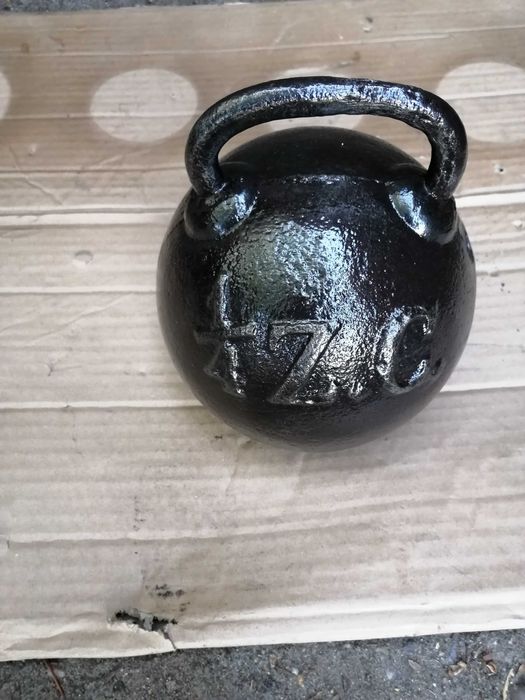 Zabytkowy odważnik 1/4 Z. C