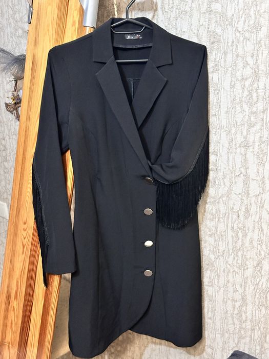 Чорне платя - піджак