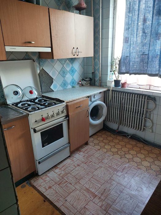 Сдам комнату с балконом под ключ на Салтовском шоссе, Класс