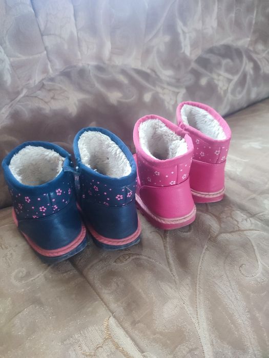 Зимові чобітки сапожки дитячі  угі