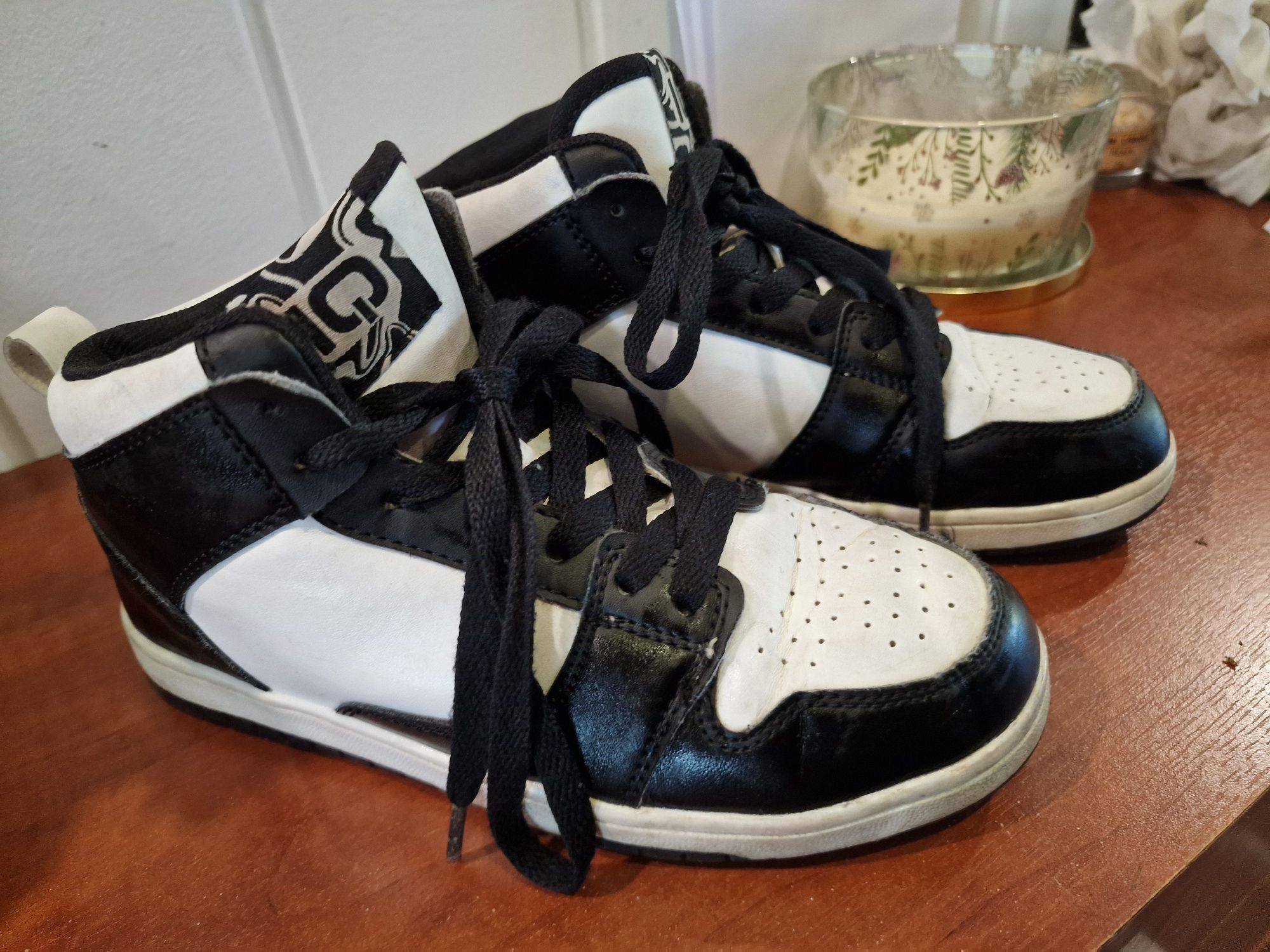 Buty Jordany NewYorker r 36