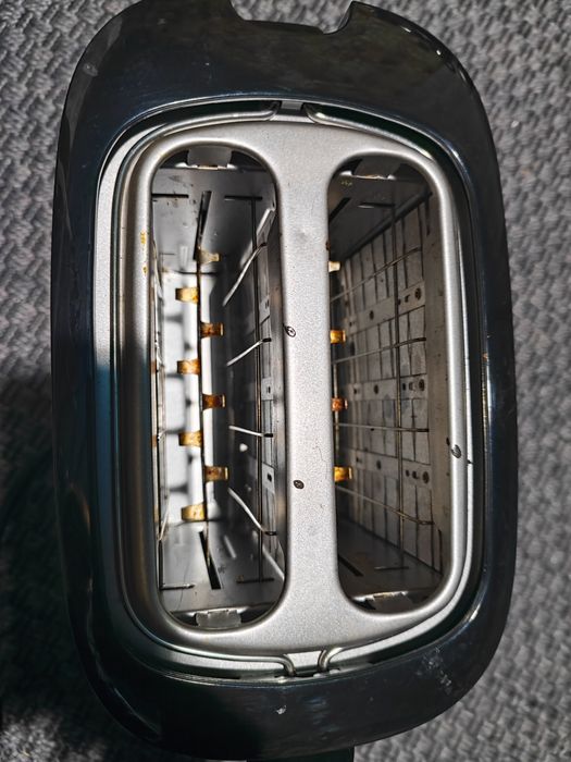 Тостер Philips 830 Вт