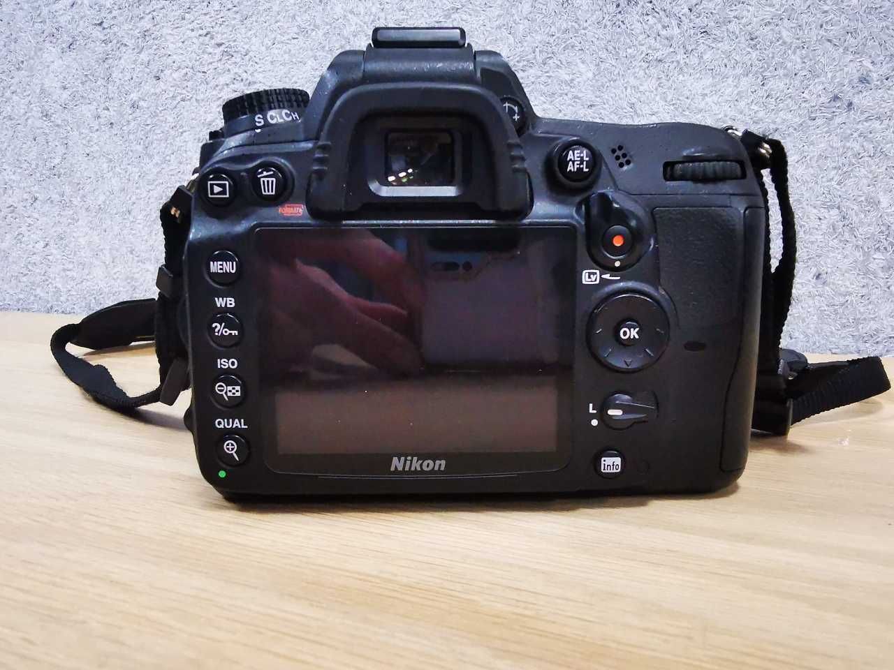 Aparat Nikon D7000