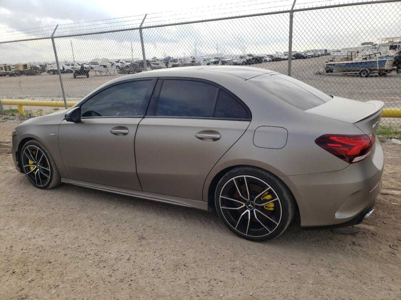 2023 Mercedes-benz A 35 AMG