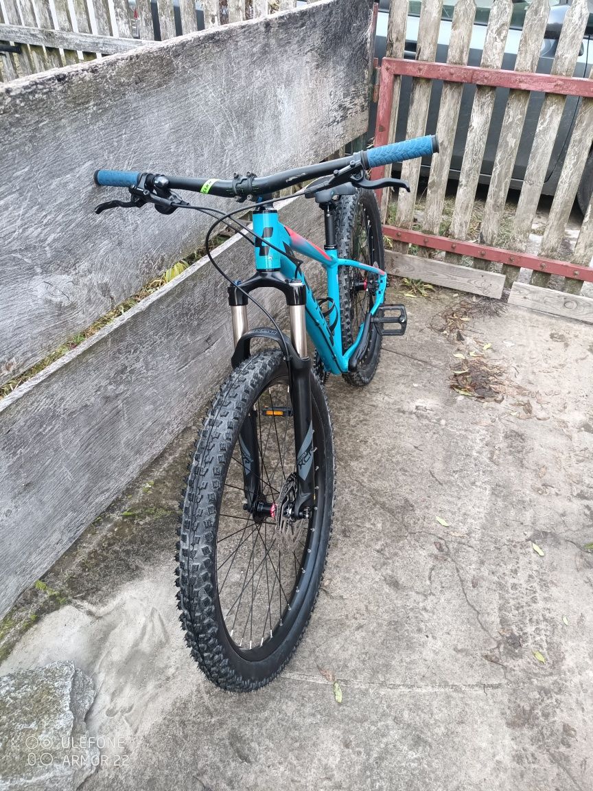 Cube acid 27.5 XS