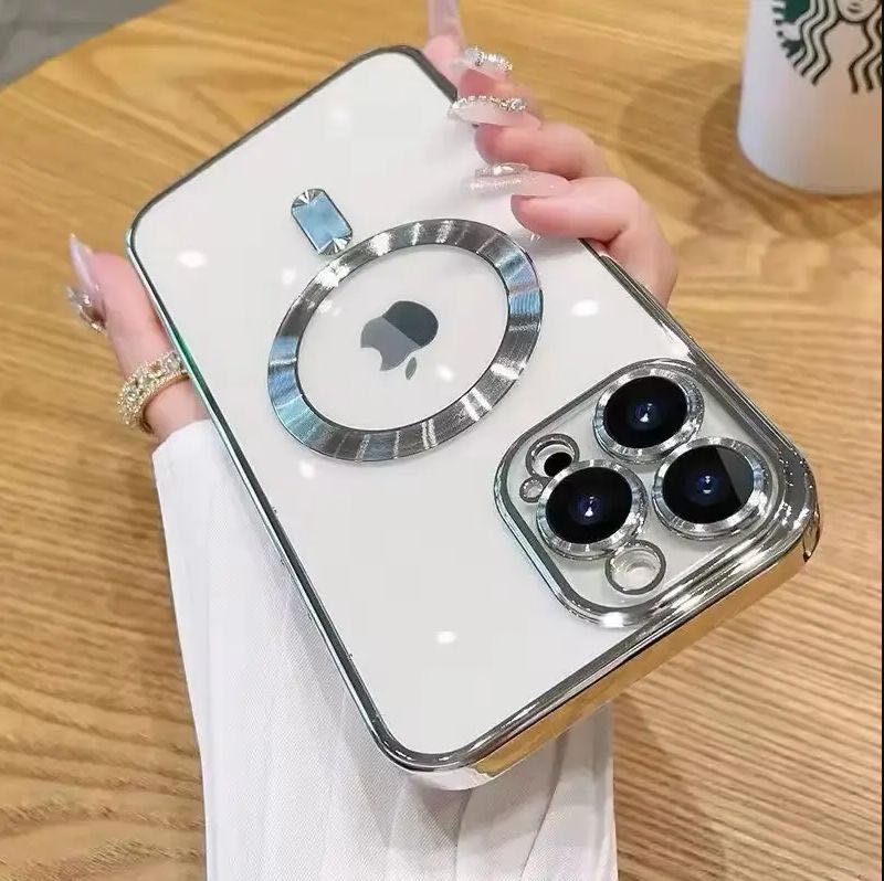 Протиударний прозорий чохол MagSafe на iPhone