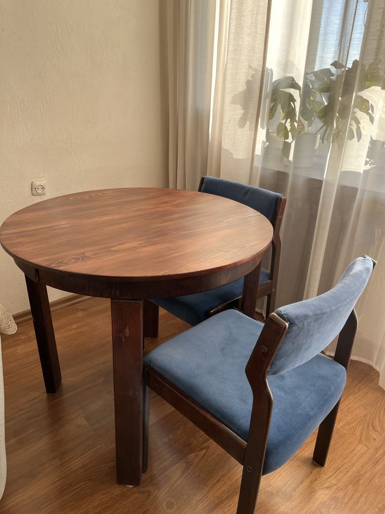 Stół drewniany okrągły vintage + 2 krzesła