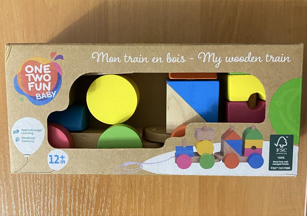 Деревʼяий потяг, поїзд монтесорі, сортер, розвиваючі іграшки, поїзд