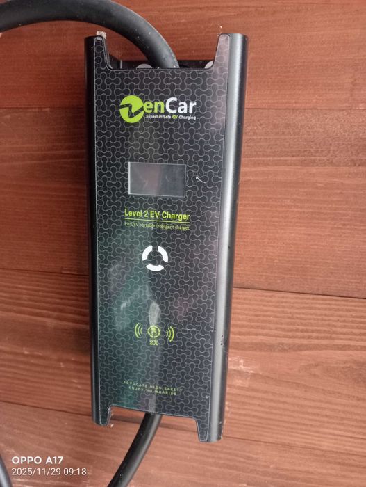 Sprzedam ładowarke Zencar do samochodu elektrycznego