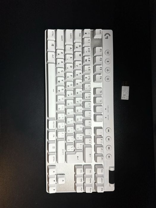 Клавиатура logitech PRO X TKL LIGHTSPEED