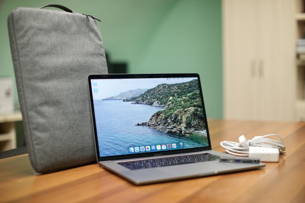 Apple Macbook Pro 15" 2017 | 512 ssd | Core i7
