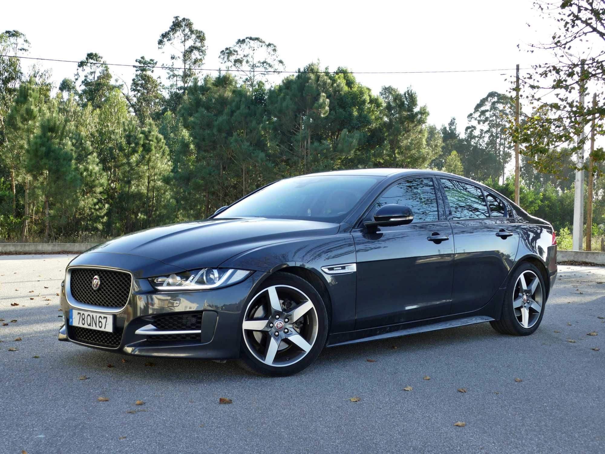 Jaguar XE R-Sport Câmera 180cv Nacional
