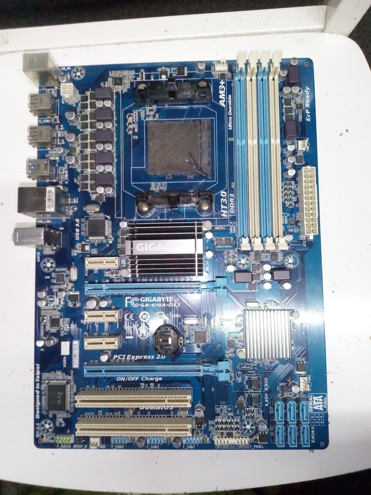 Материнська плата Gigabyte GA-970A-DS3