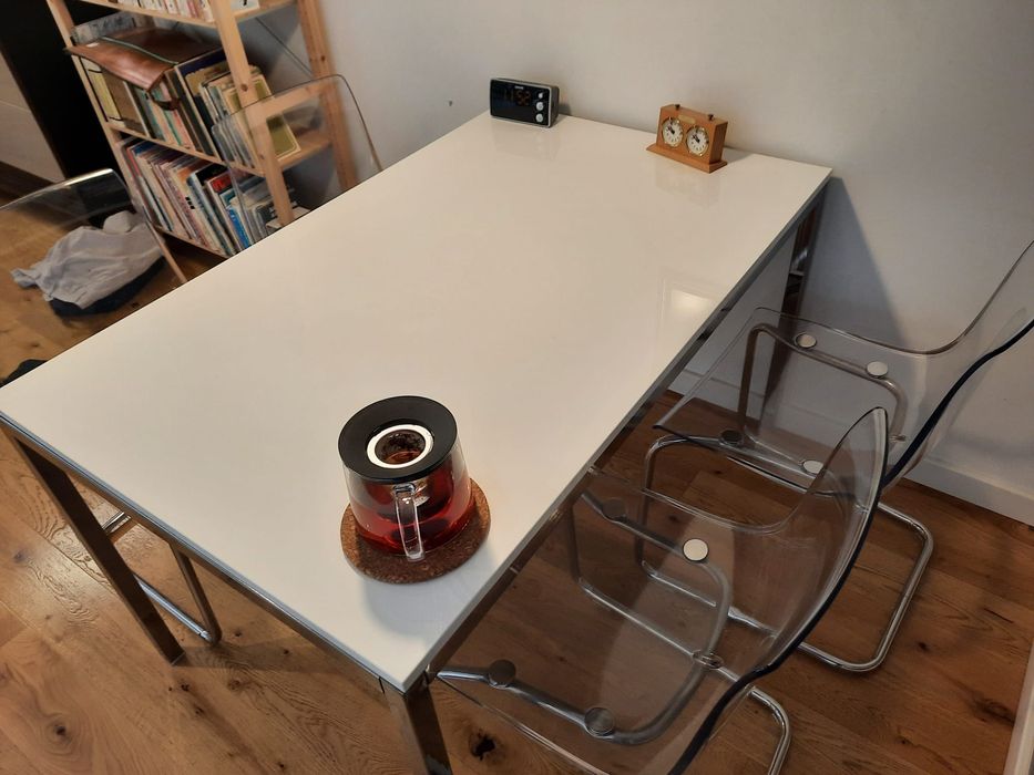 Stól i kresła 5 sz