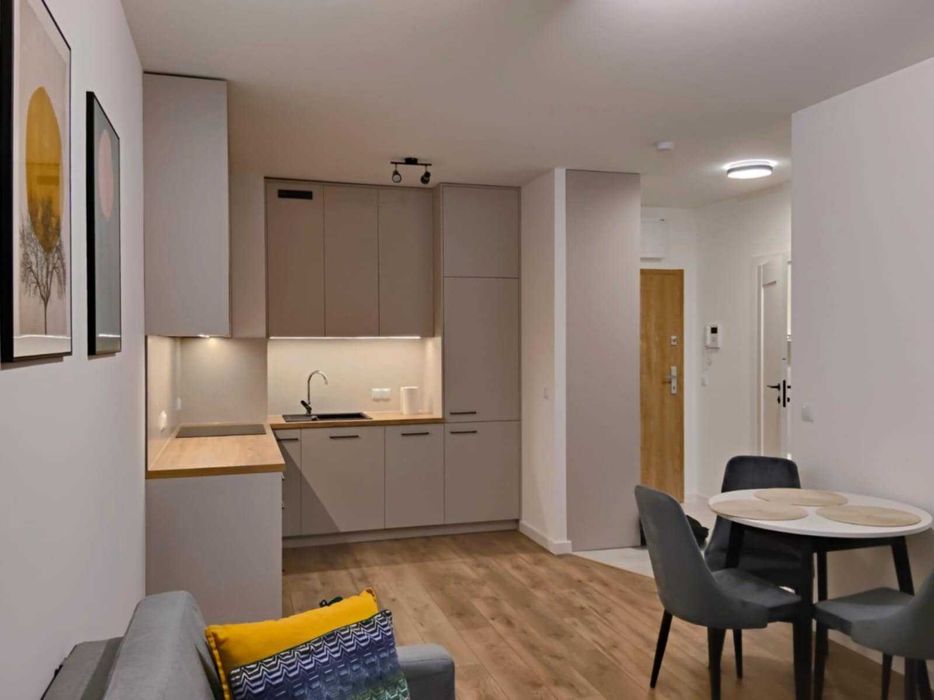 PIERWSZY NAJEM, Port Popowice, 2 pokoje tuż przy parku, klimatyzacja