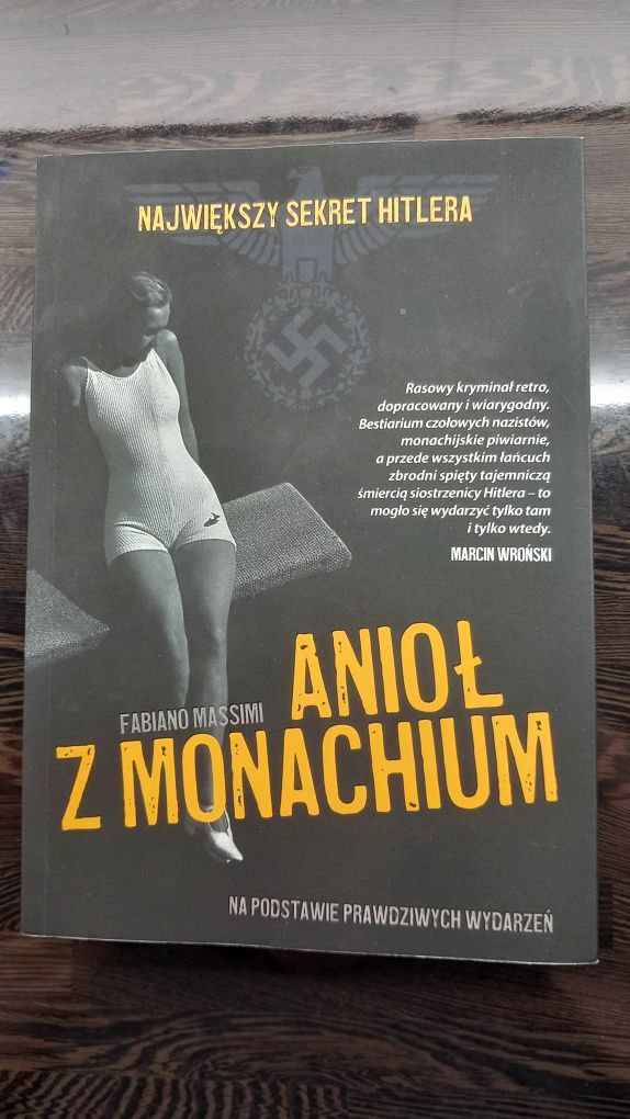 książka Anioł z Monachium