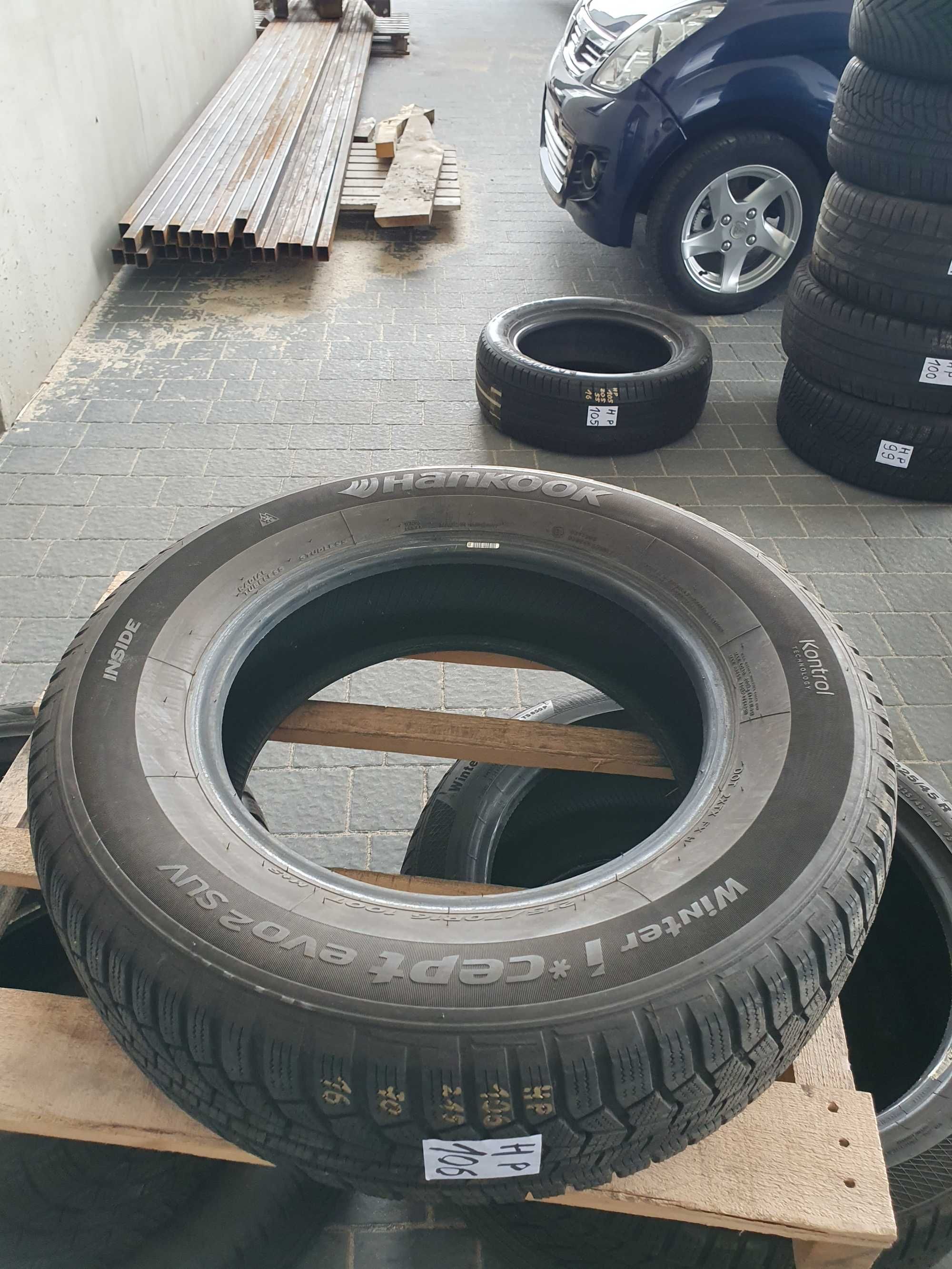 Opona Hankook Winter Icept Evo2 SUV 215/70/16 100T HP106