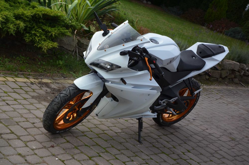yamaha yzf 125r rok 2012