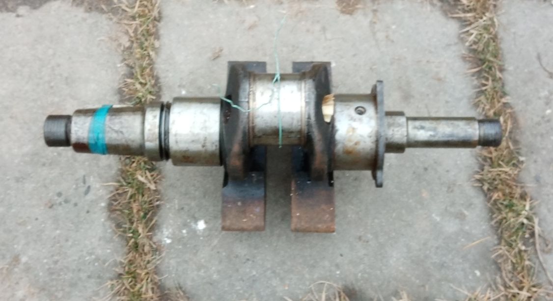 Zestaw naprawczy silnika ES-320, S18 (głowica+wał)