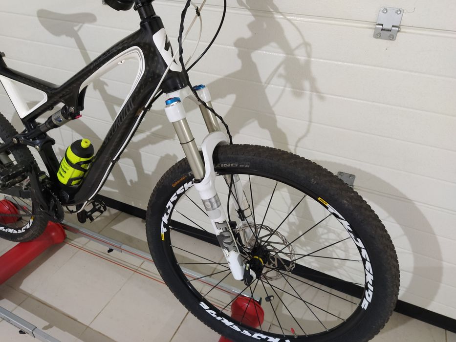 Specialized stuntjumper expert carbono