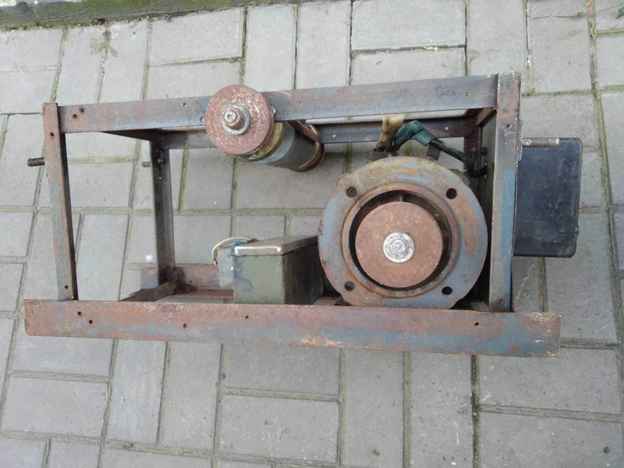 Деревообробний станок, законсервований з 1990х, робочий,  по частинам