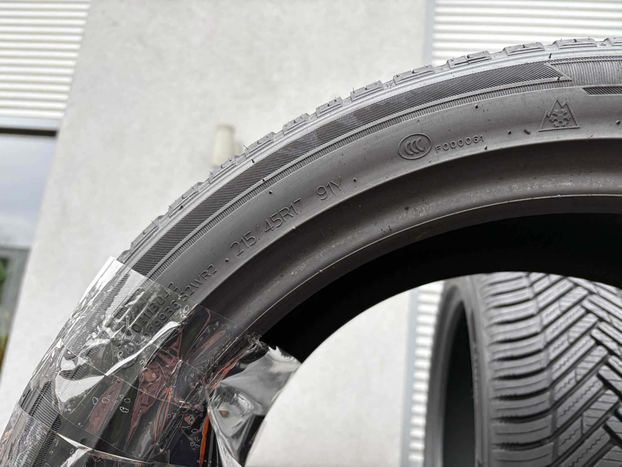 2szt całoroczne 215/45R17 Hankook 7,6mm 100% bieżnika 2023r 4S112