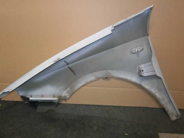 seat ibiza IV błotnik prawy biały LB9A