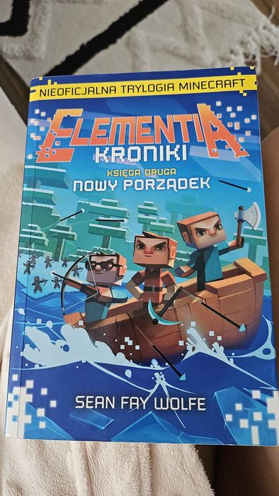 Elementami kroniki księga druga nowy porządek