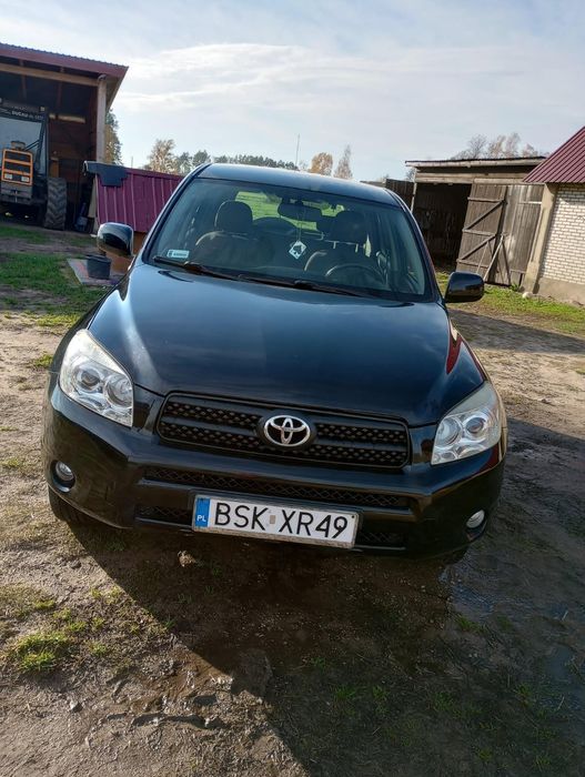 Samochód Toyota RAV4