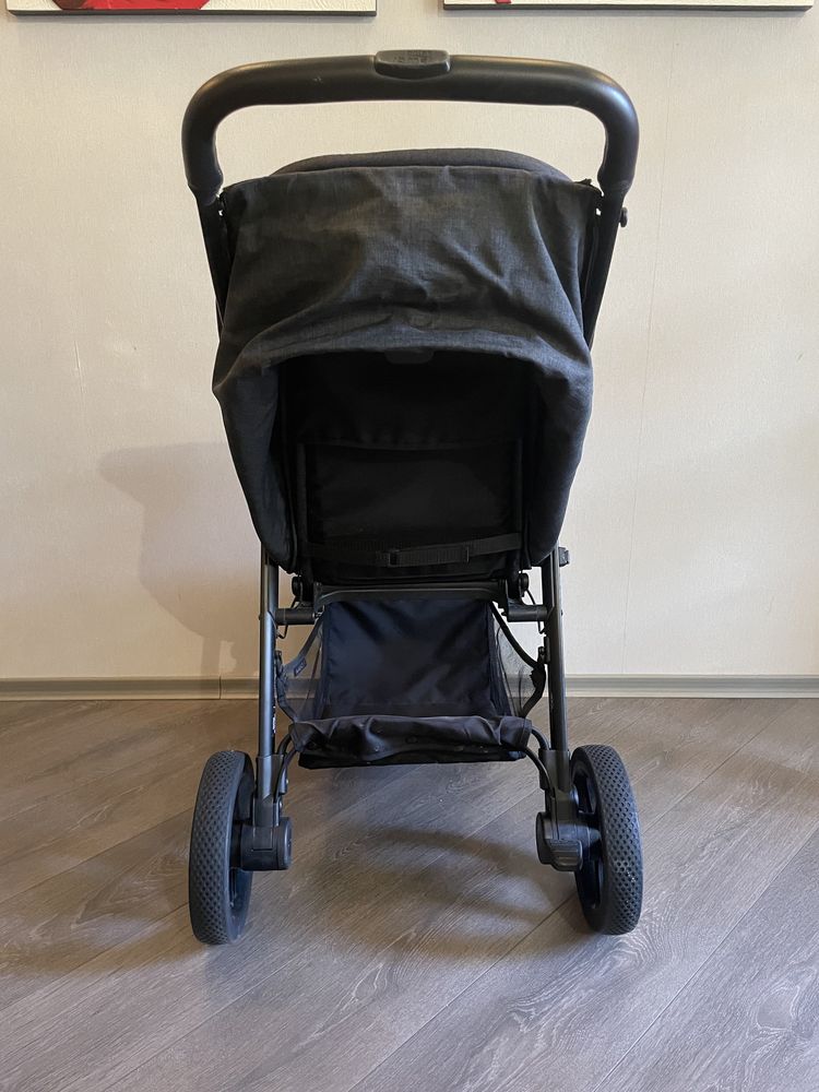 Прогулянкова коляска Britax-Romer