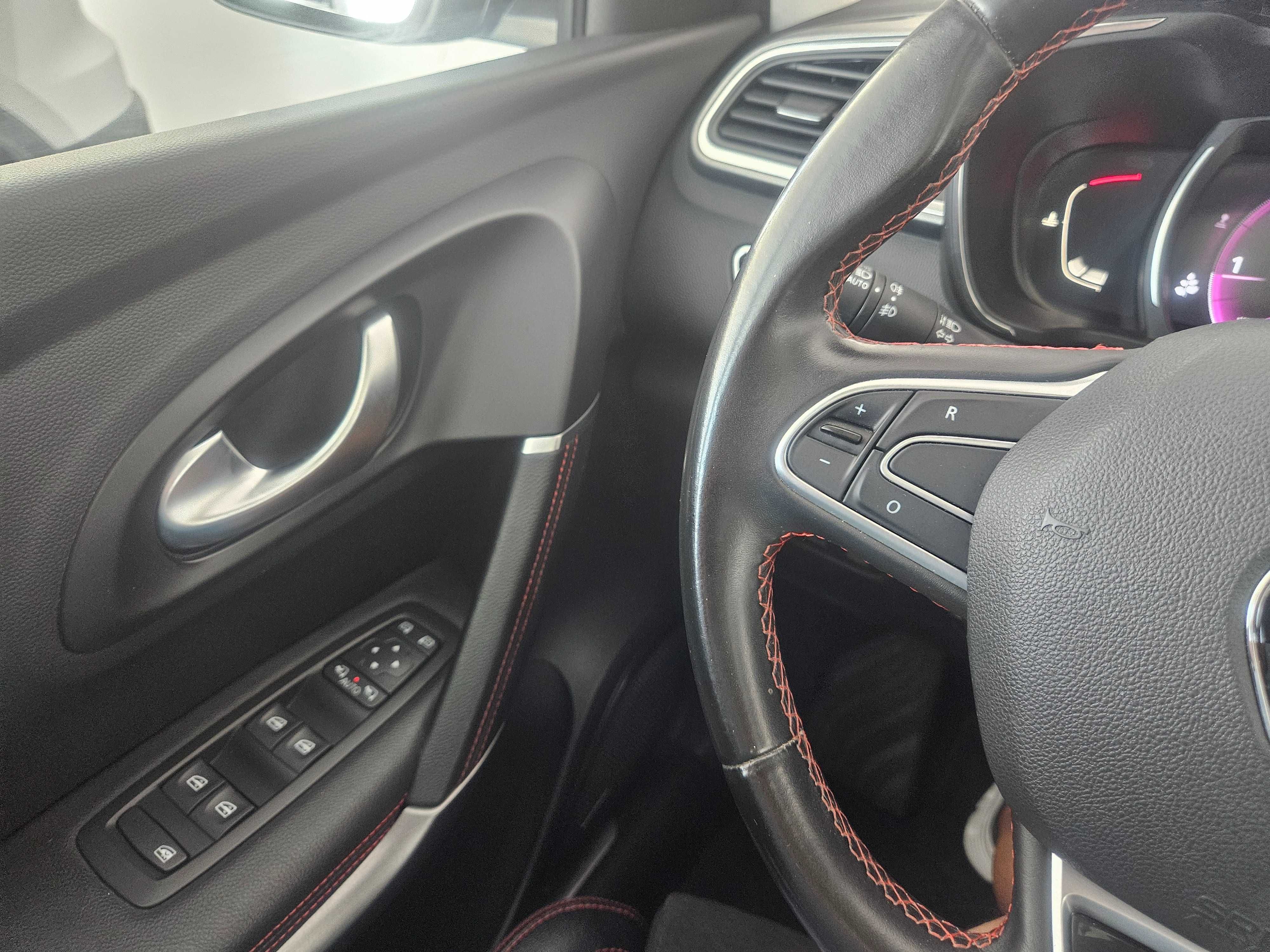 Renault Kadjar 1.5 dCi Black Edition – Teto Panorâmico
